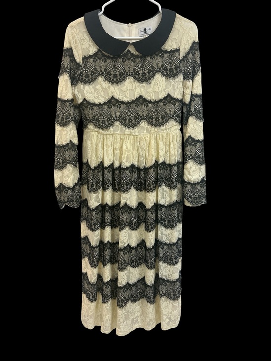 Dainty Jewells Dresses & Skirts - Dainty Jewells Black & Cream Lace Peter Pan Collar Midi Dress